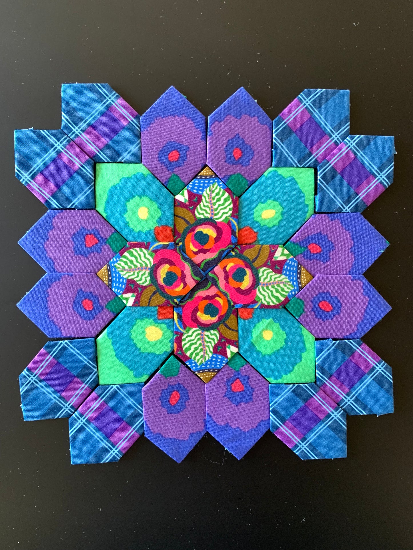 Stained Glass #32 Patchwork of the Cross Block Kit