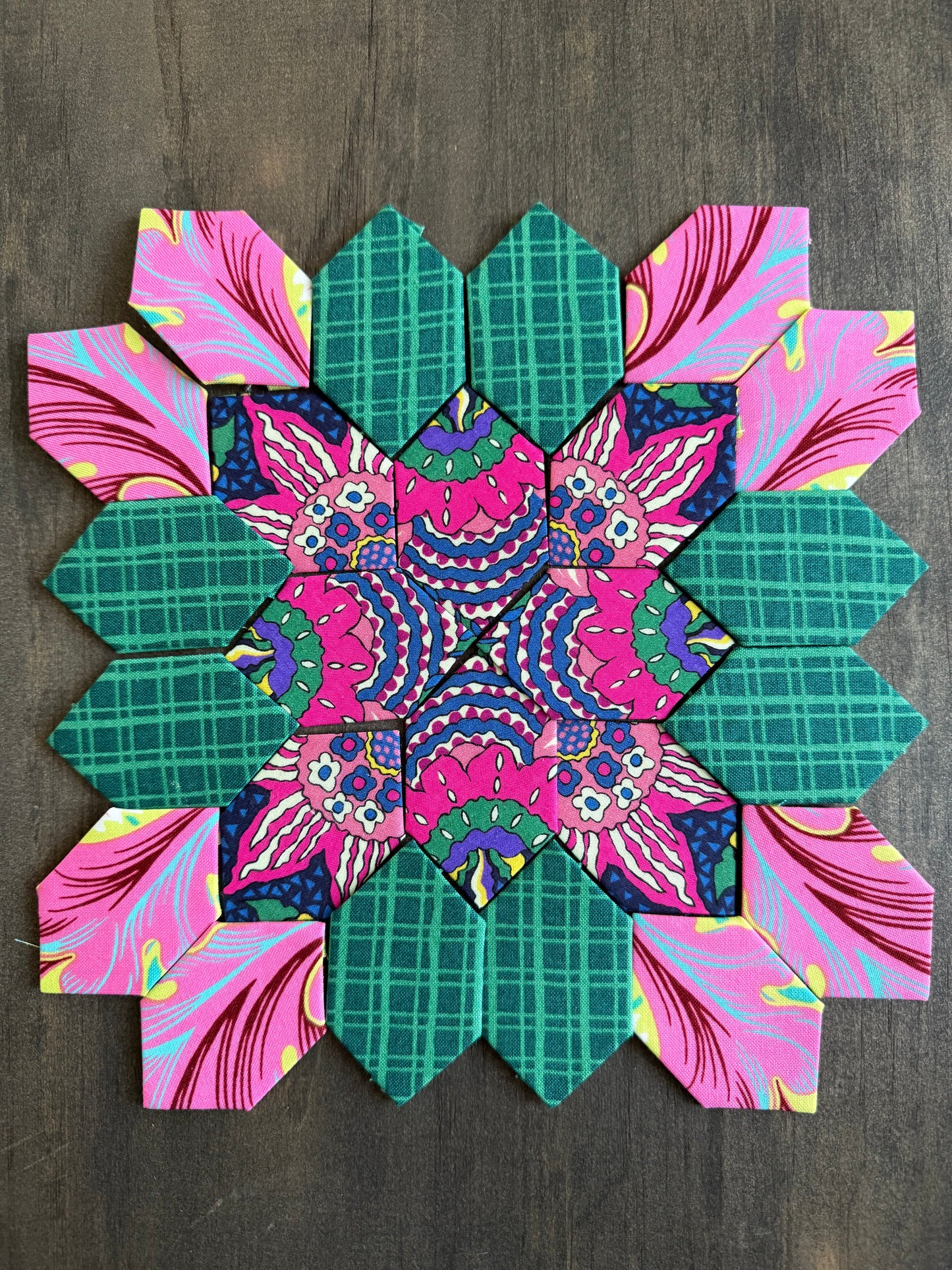 Wallpaper #36 Patchwork of the Cross Block Kit