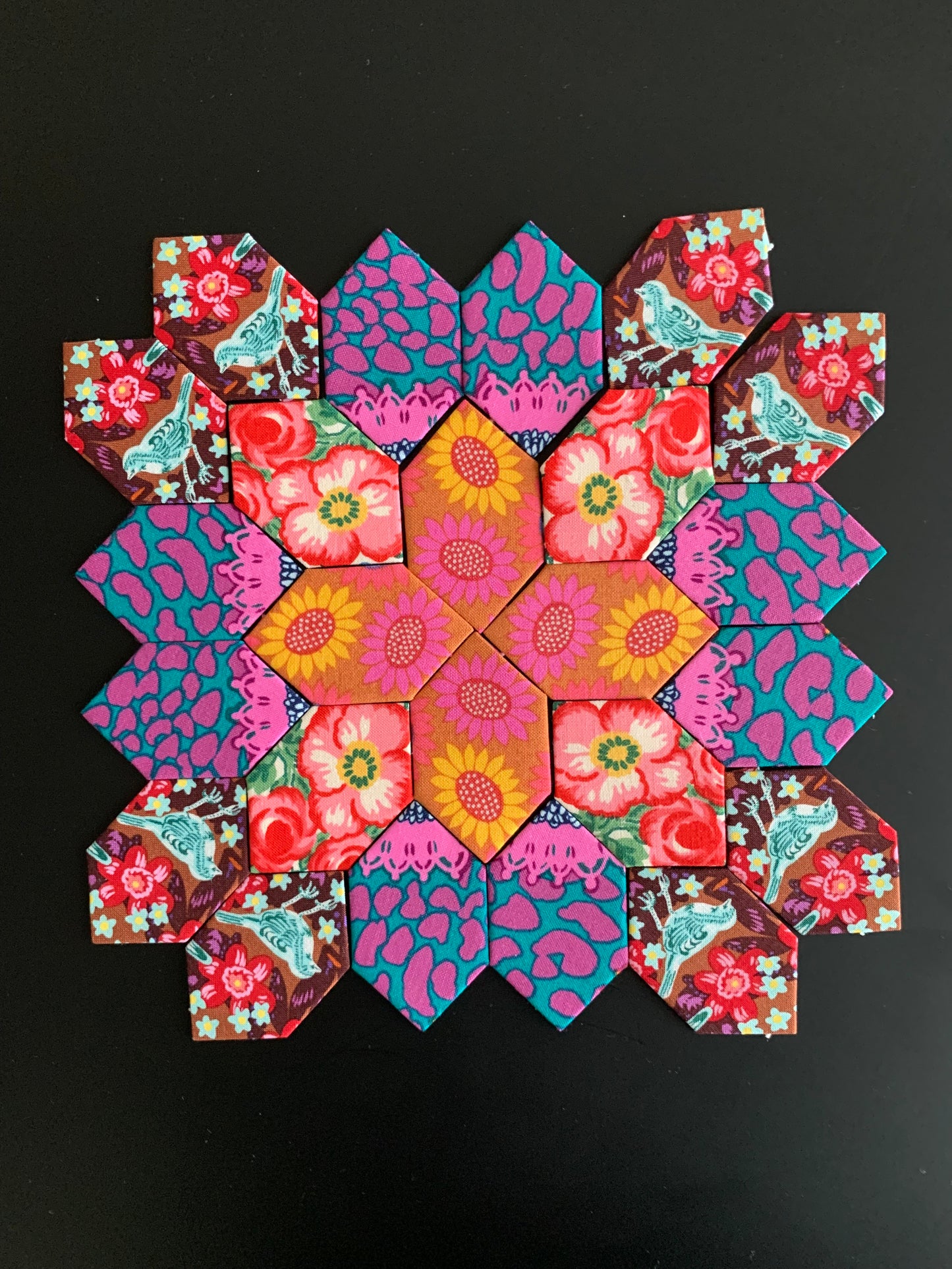 Lace Bird Plate #11 Patchwork of the Cross Block Kit