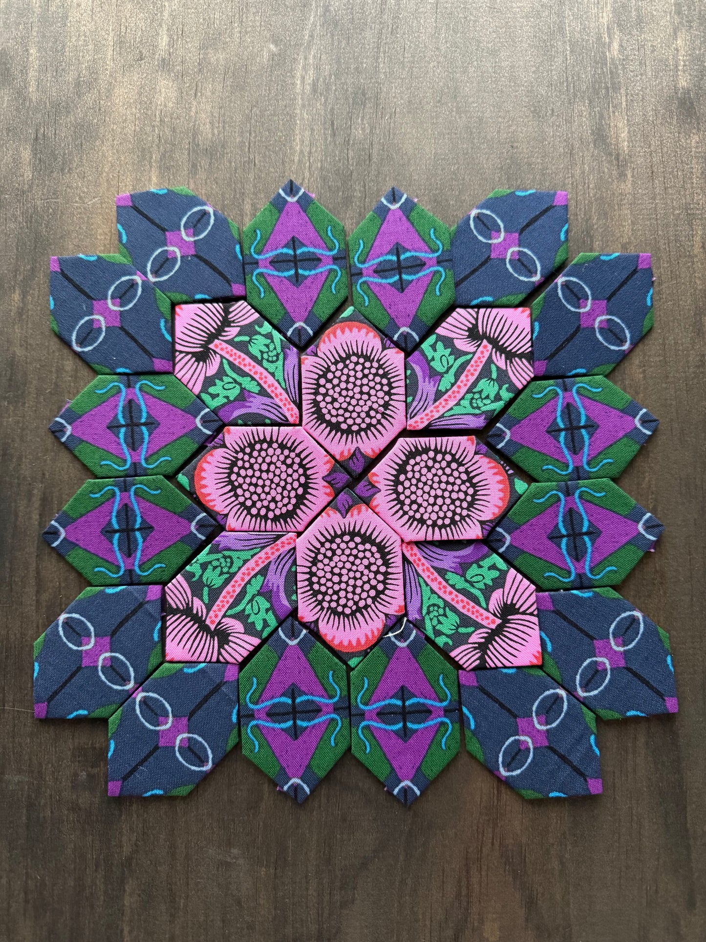 Chain Link #38 Patchwork of the Cross Block Kit