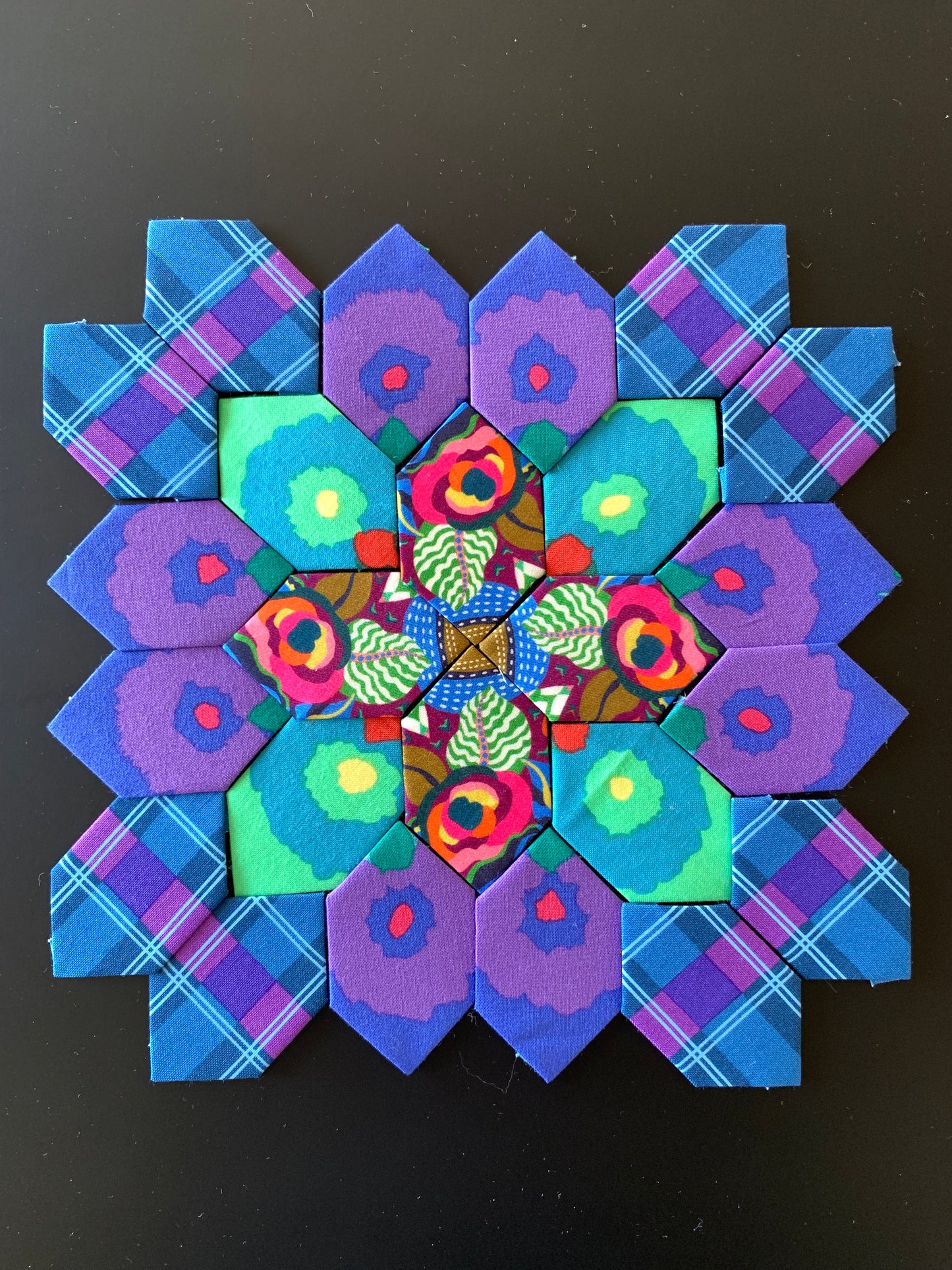 Stained Glass #32 Patchwork of the Cross Block Kit