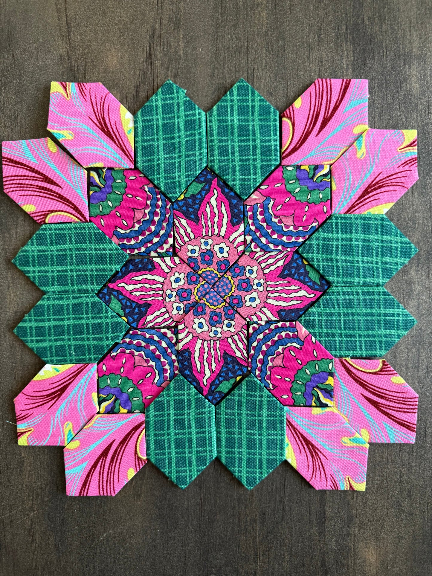 Wallpaper #36 Patchwork of the Cross Block Kit