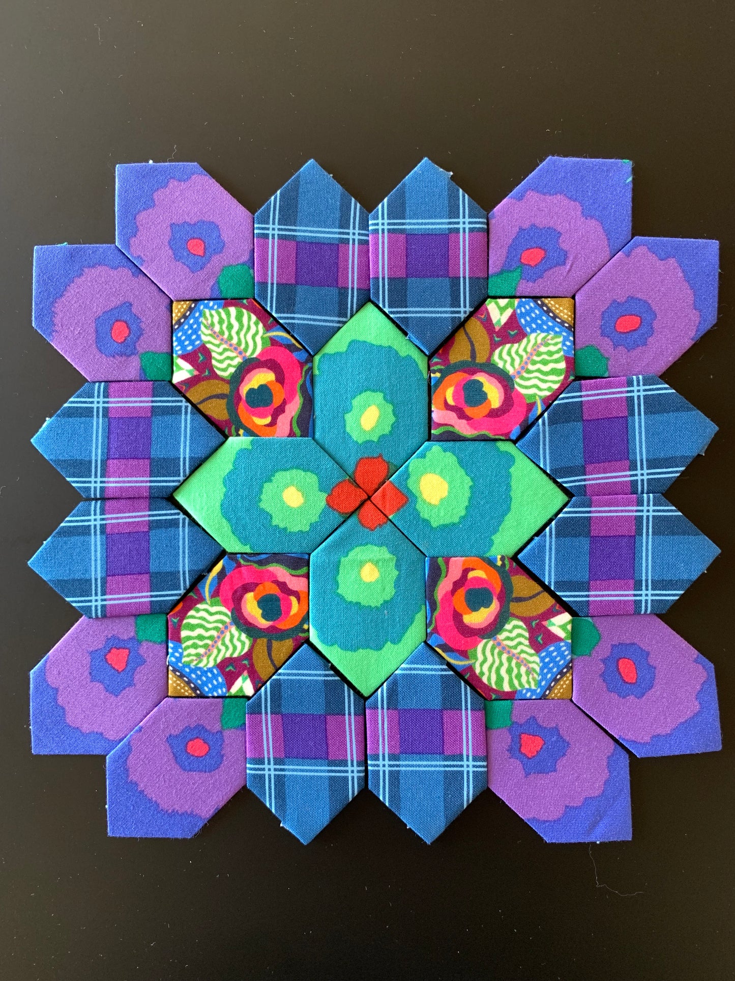 Stained Glass #32 Patchwork of the Cross Block Kit