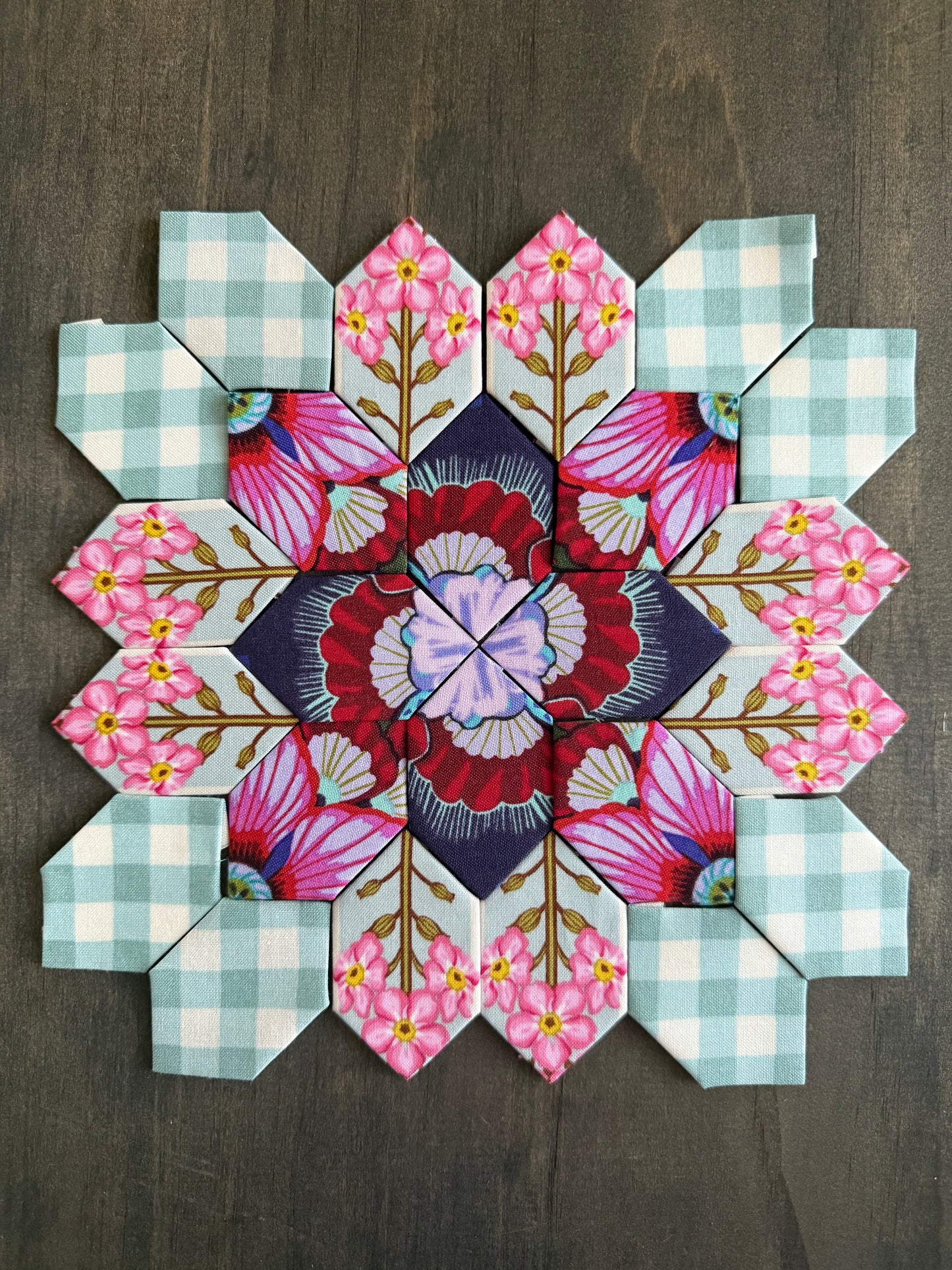 Iconic #35 Patchwork of the Cross Block Kit