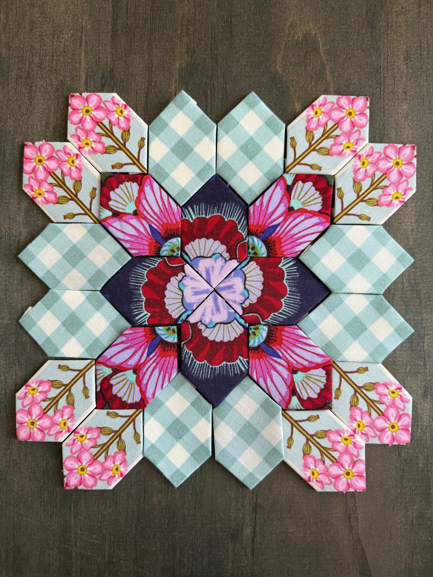 Iconic #35 Patchwork of the Cross Block Kit