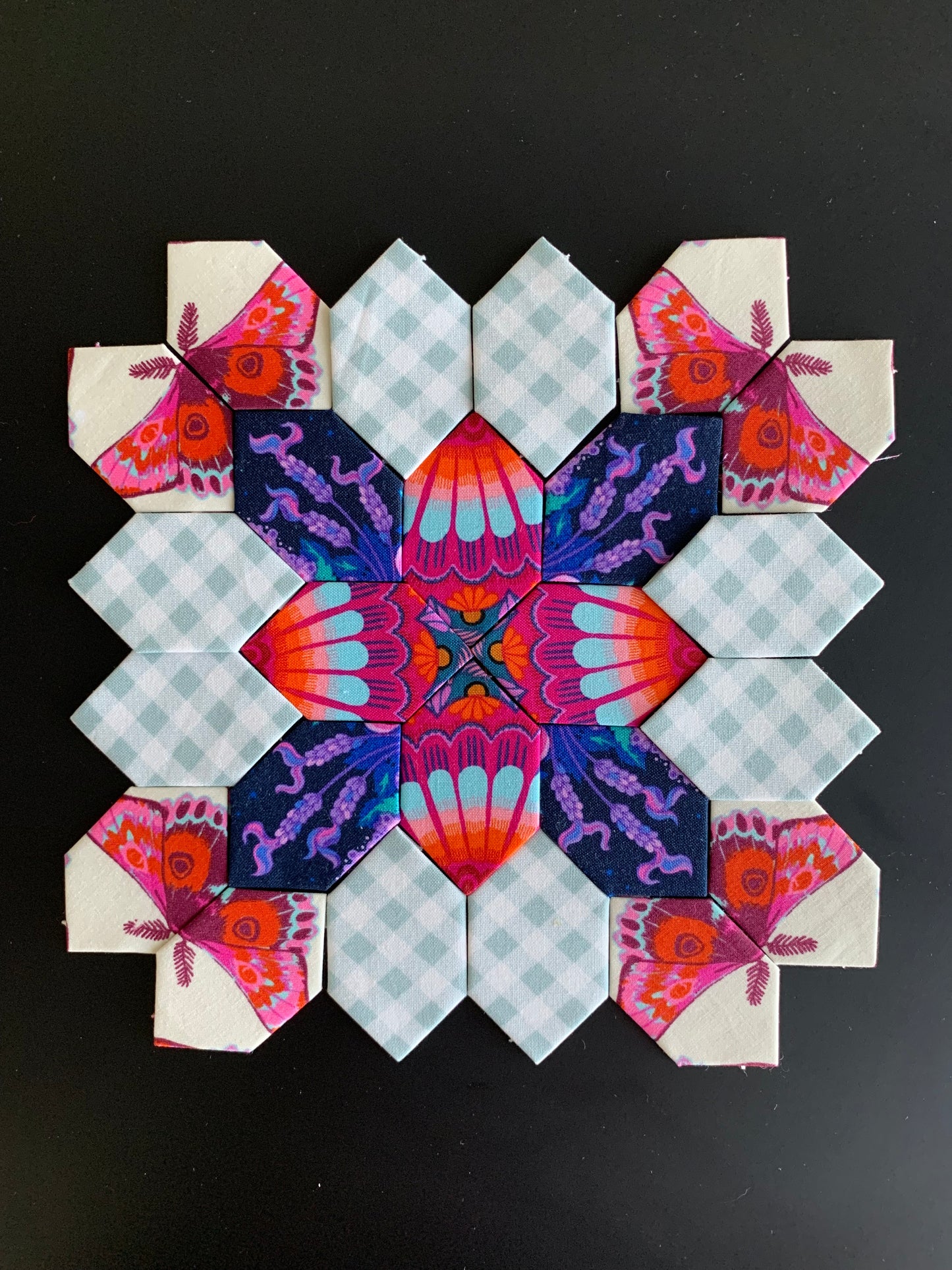 Firefly Take Off #9 Patchwork of the Cross Block Kit