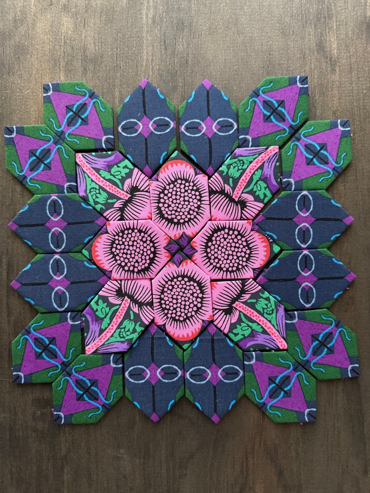 Chain Link #38 Patchwork of the Cross Block Kit