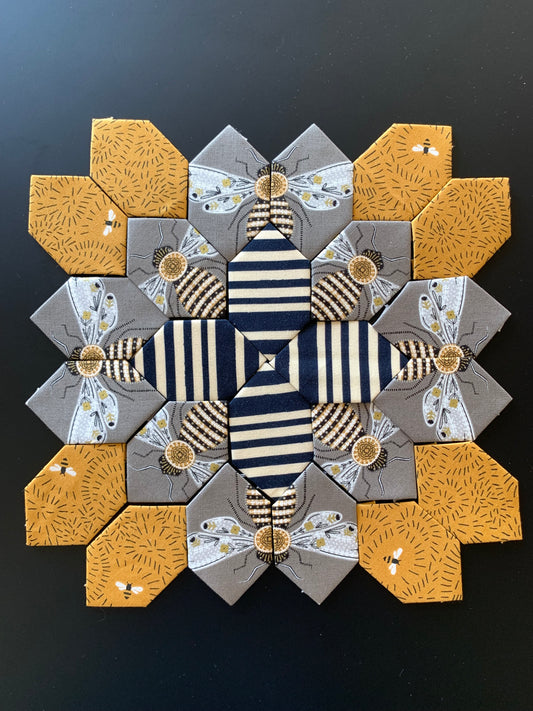 How Bee's You? #33 Patchwork of the Cross Block Kit