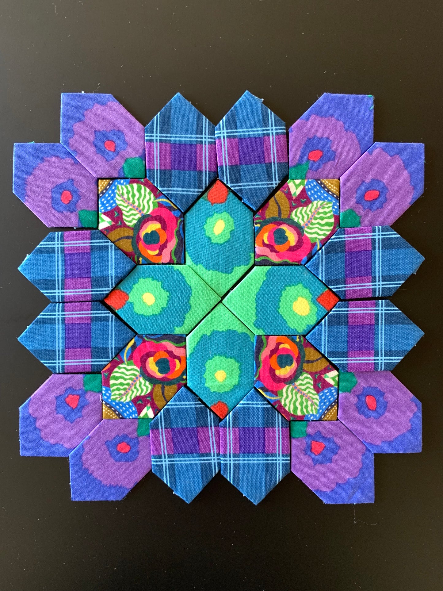 Stained Glass #32 Patchwork of the Cross Block Kit