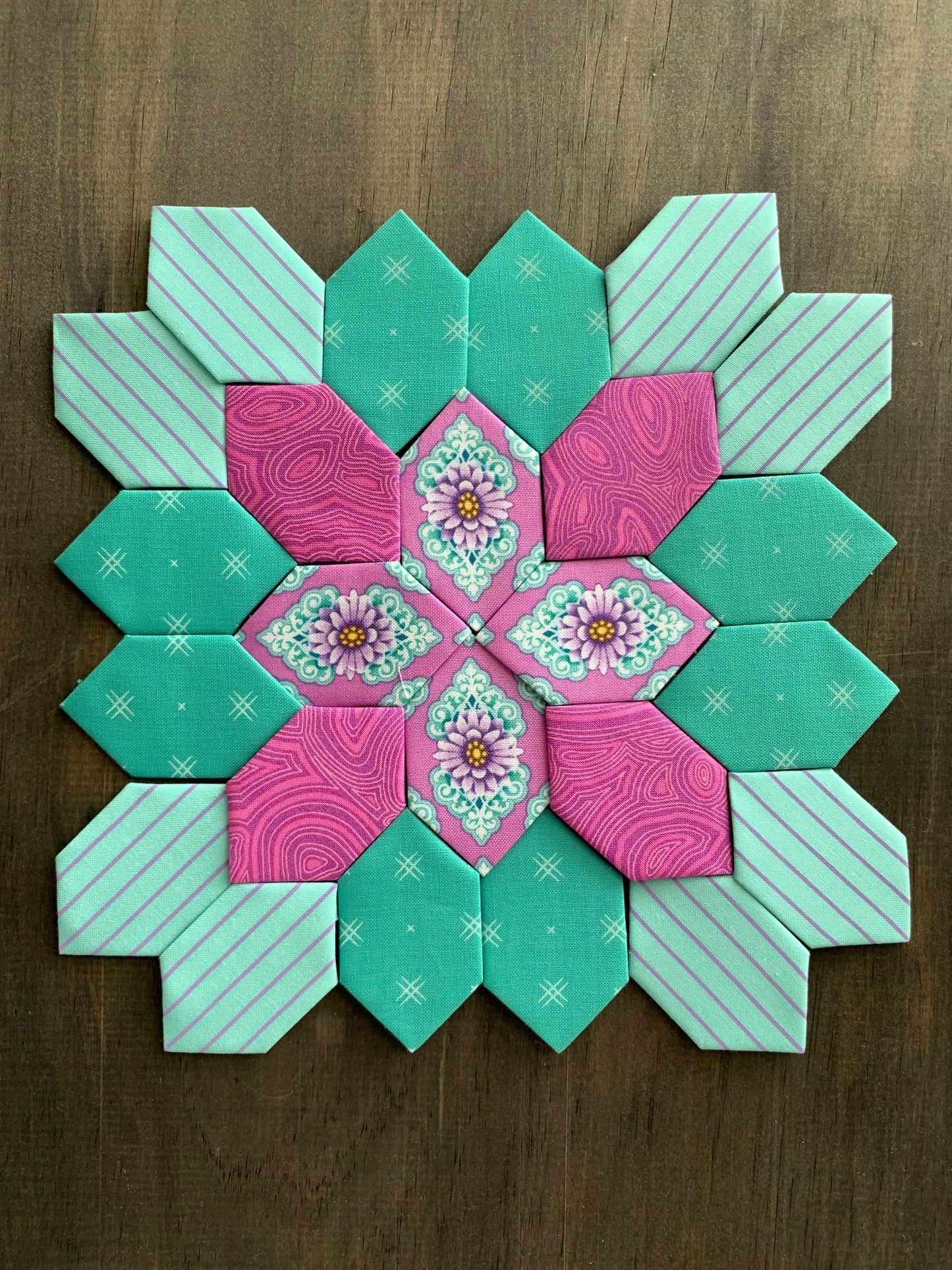 Patty Cakes #22 Patchwork of the Cross Block Kit