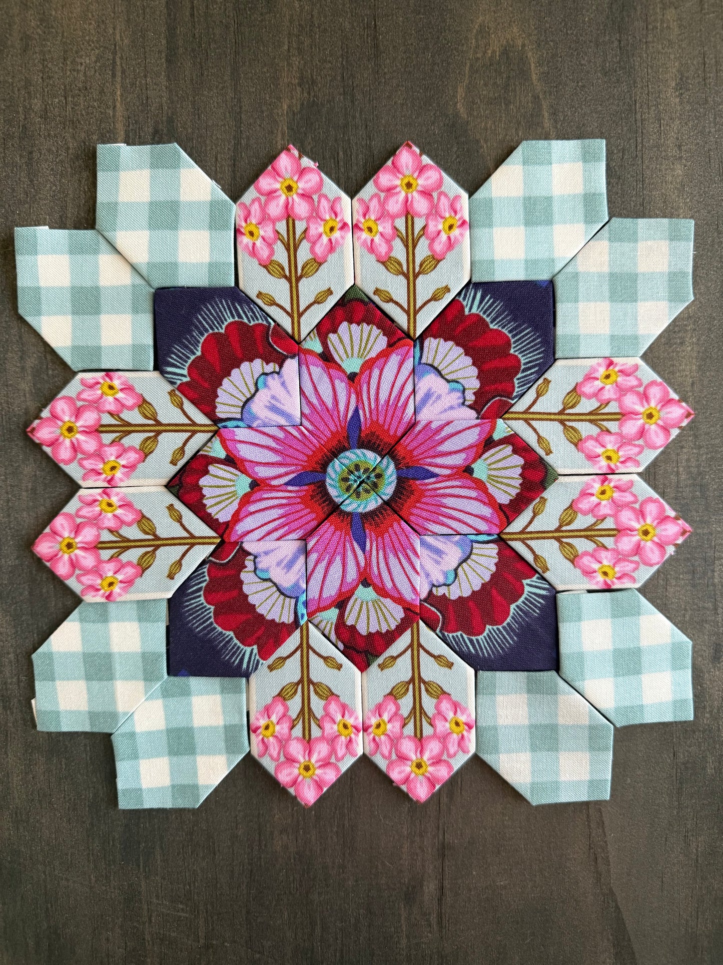 Iconic #35 Patchwork of the Cross Block Kit