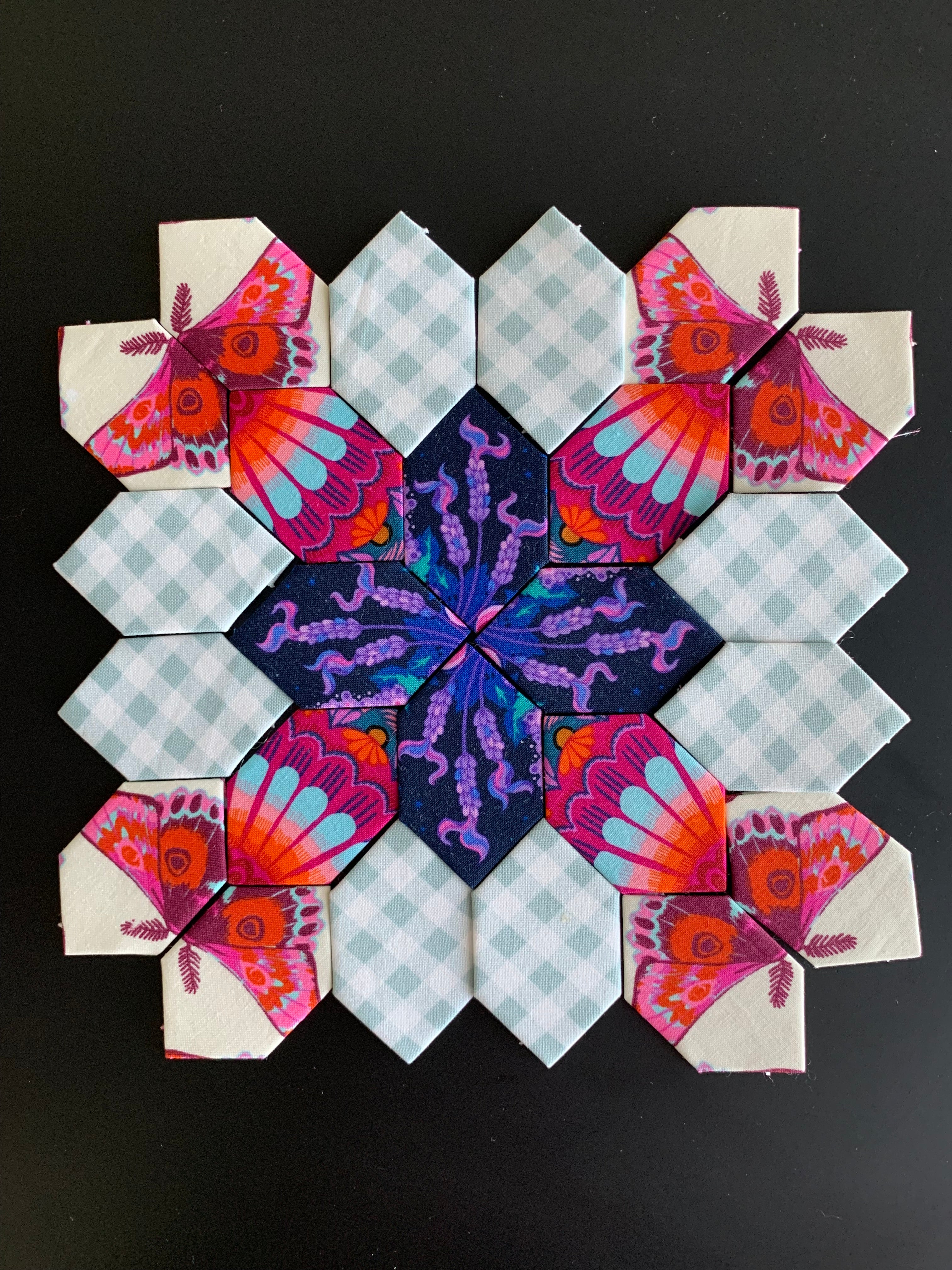 Firefly Take Off #9 Patchwork of the Cross Block Kit – In the Making
