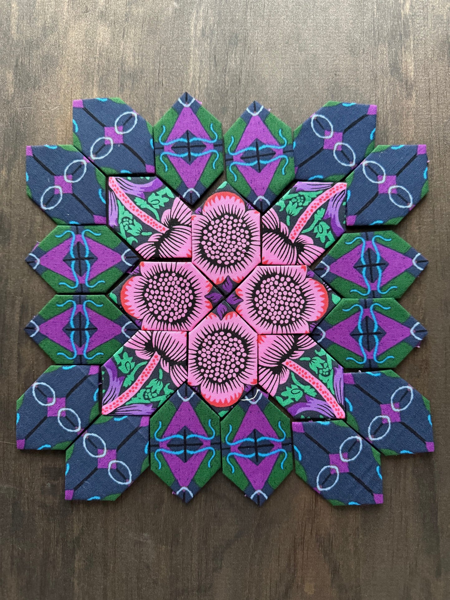 Chain Link #38 Patchwork of the Cross Block Kit