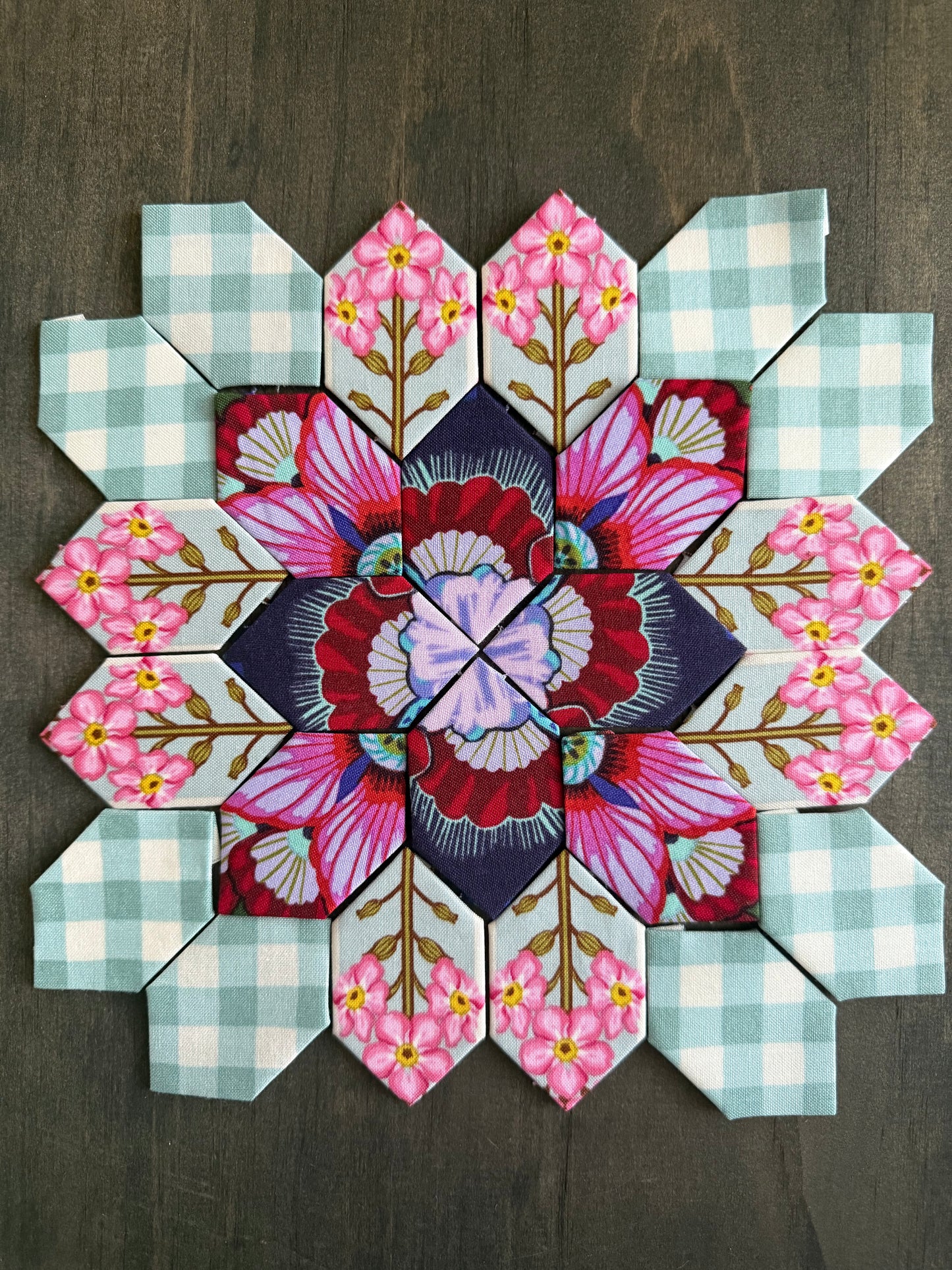 Iconic #35 Patchwork of the Cross Block Kit