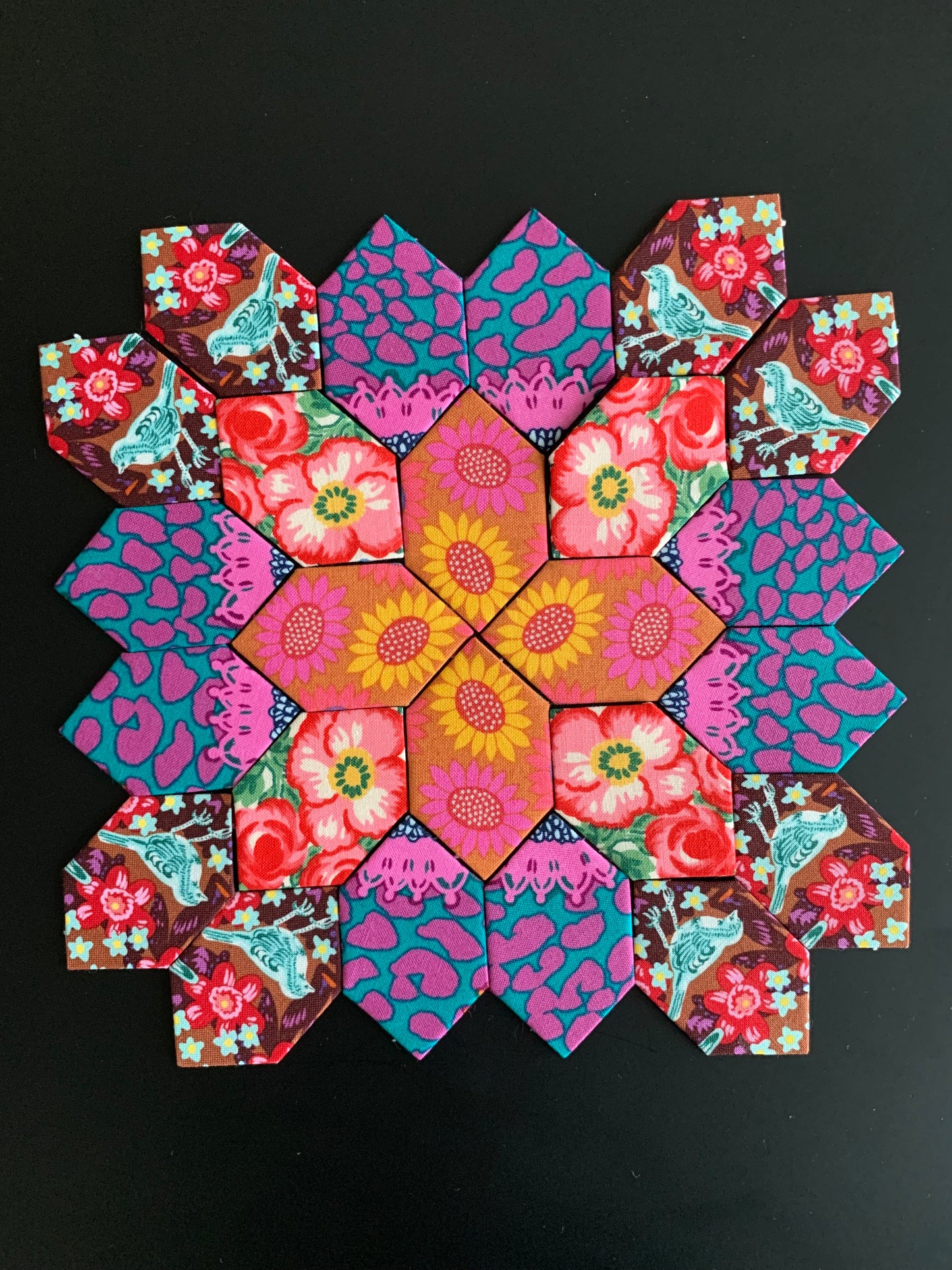 Lace Bird Plate #11 Patchwork of the Cross Block Kit