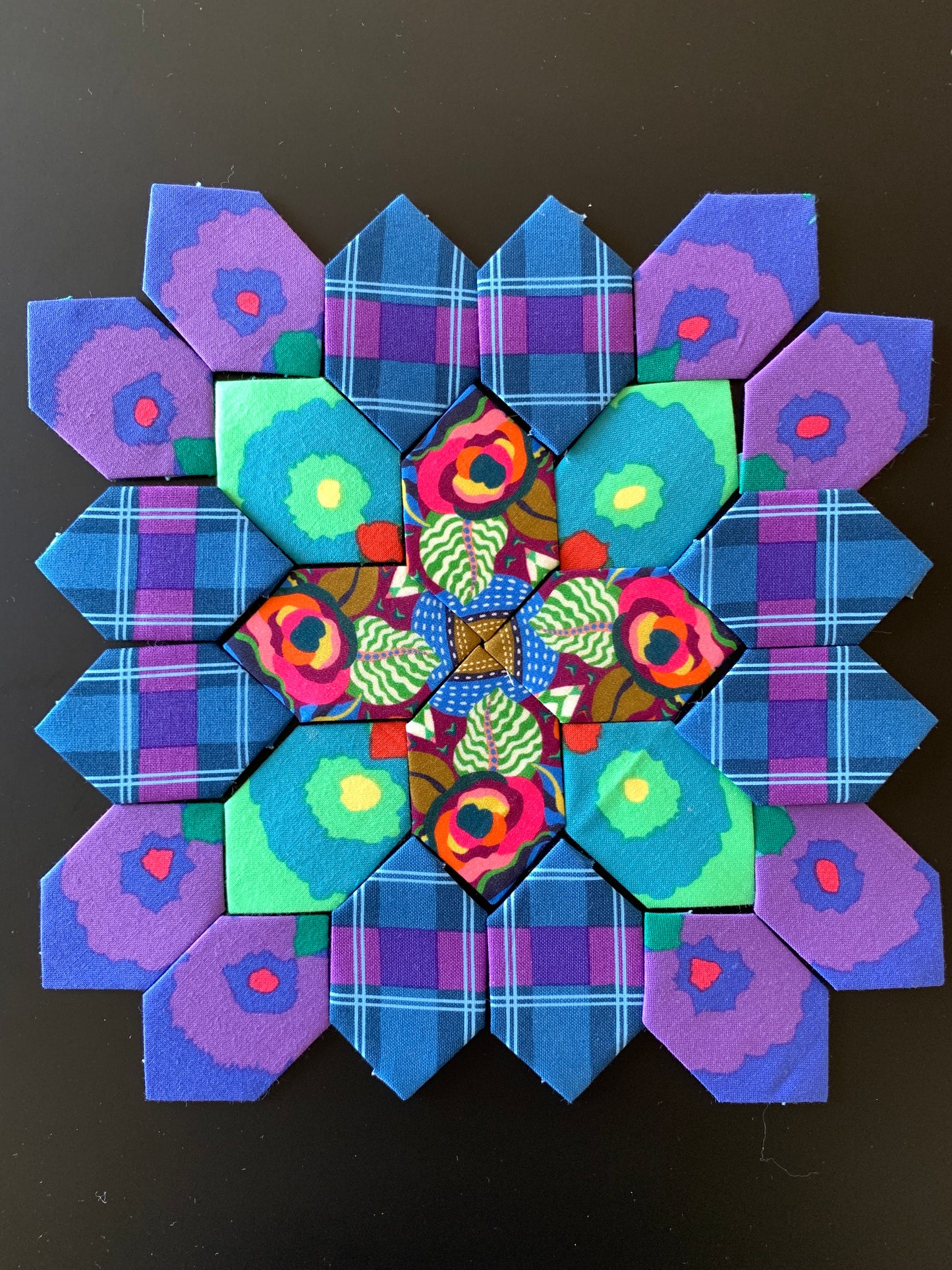 Stained Glass #32 Patchwork of the Cross Block Kit