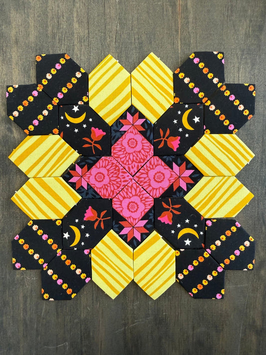 Moonshine #41 Patchwork of the Cross Block Kit